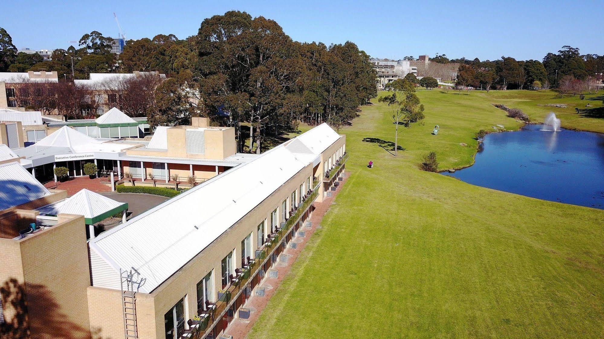 Lakeside Hotel And Conference Centre Cité de Cité de Sydney Extérieur photo